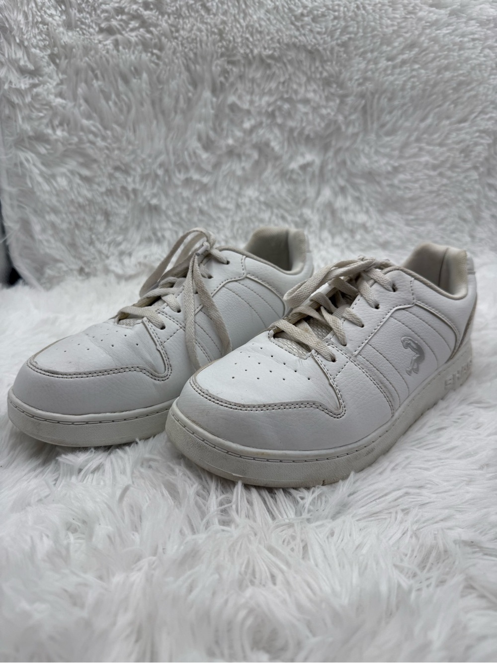Shaq Sneakers Size Boys 6 Women’s 7.5-8 White Low Top Subtle Logo